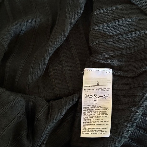 Banana Republic NWOT Merino Wool Turtleneck Sweater - Picture 6 of 7